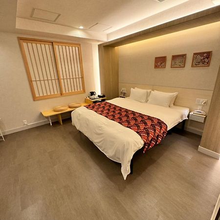 Hotel Be-Zen Shimanouchi Осака Екстериор снимка