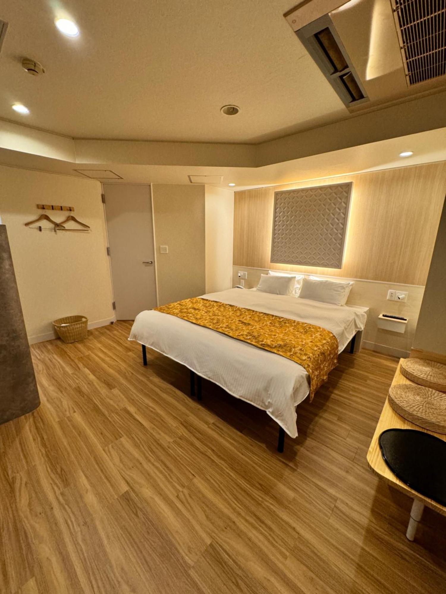 Hotel Be-Zen Shimanouchi Осака Екстериор снимка
